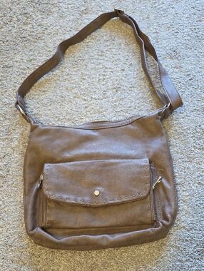 Everyday Brown Leather Crossbody Bag with Front Pocket